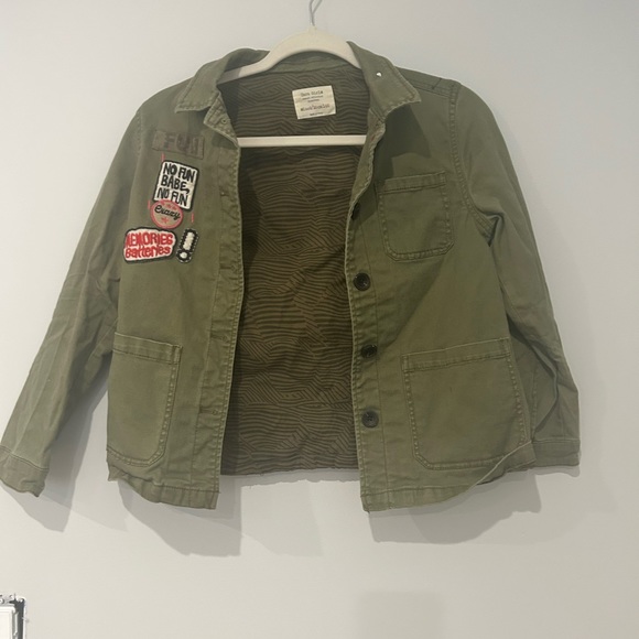 ZARA army jacket w/ patches so trendy & cute! Check out video for details! 9/10 - Picture 5 of 9